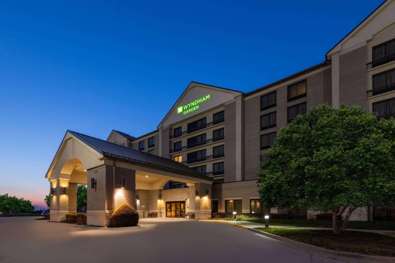 Wyndham Garden Kansas City Airport Екстериор снимка